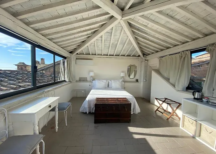 Bed and Breakfast 1550 Residenza d’Epoca Siena